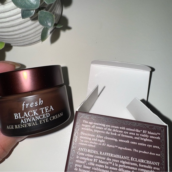 Fresh Black Tea Advanced Age Eye Cream - Picture 3 of 5